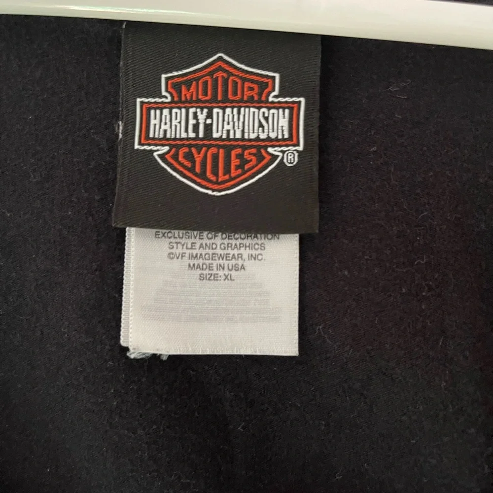 HD tank top. - Picture 2 of 4